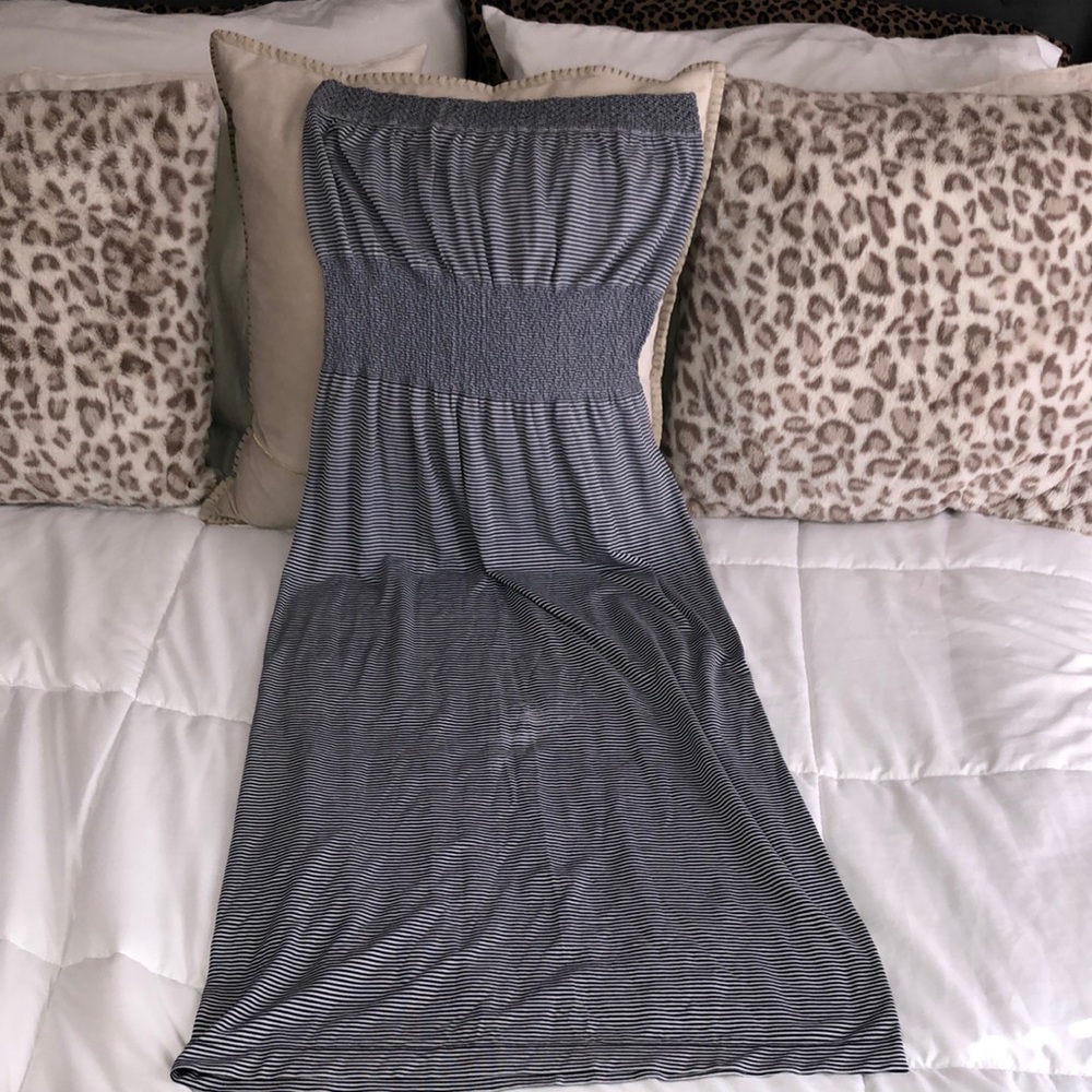 Elegant Strapless Dress